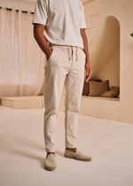 The Comfort Chino - Sand