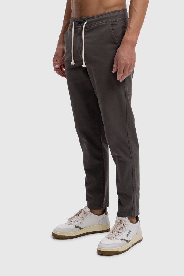 The Comfort Chino - Dark Grey